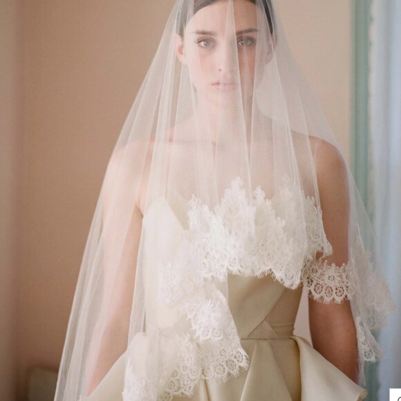 Twigs & Honey Silk tulle alencon lace trim cathedral length veil with blusher - Picture 1 of 4